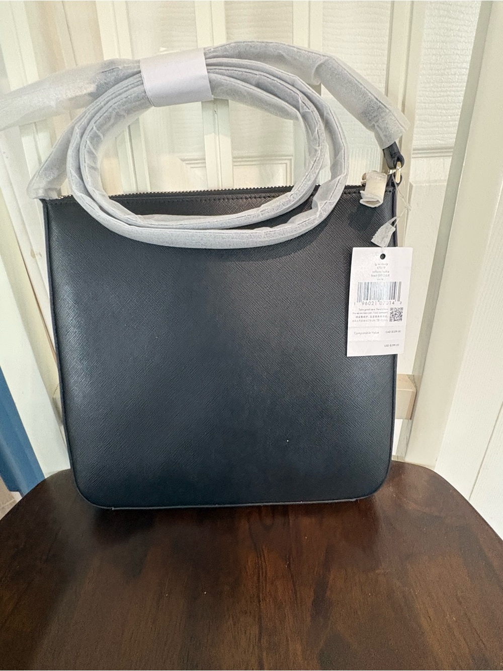 Kate Spade New York: Black Leather Crossbody Bag- Brand New W/Tags - Picture 4 of 5